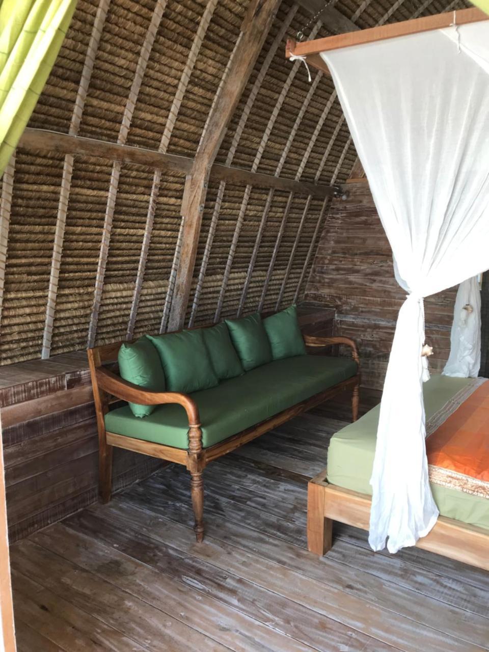 Alam Karang Hotel Gili Gede Екстериор снимка