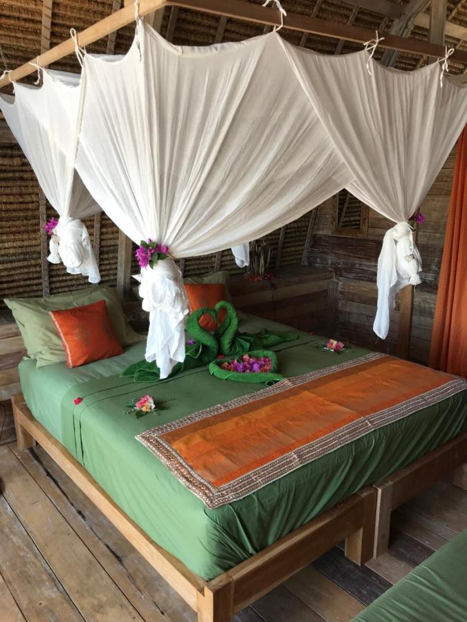 Alam Karang Hotel Gili Gede Екстериор снимка